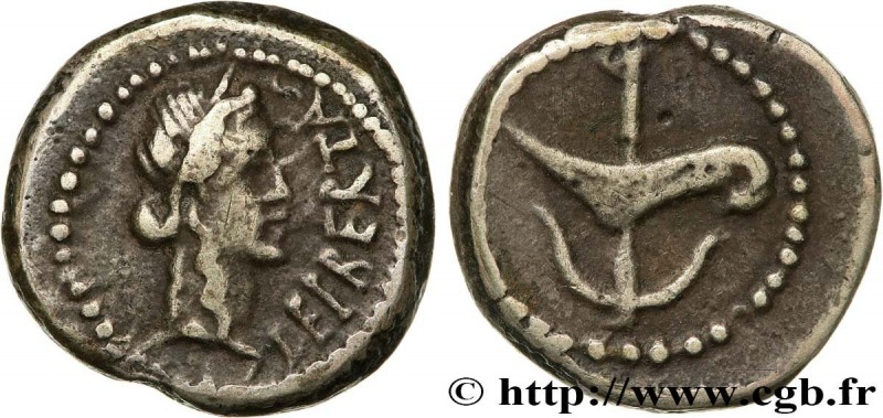 BRUTUS
Type : Quinaire 
Date : 42 AC. 
Mint name / Town : Thrace ou Macédoine 
M...