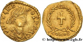 JULIUS NEPOS
Type : Tremissis 
Date : 474-475 
Mint name / Town : Ravenne ? 
Metal : gold 
Millesimal fineness : 1000  ‰
Diameter : 14,5  mm
Orientati...
