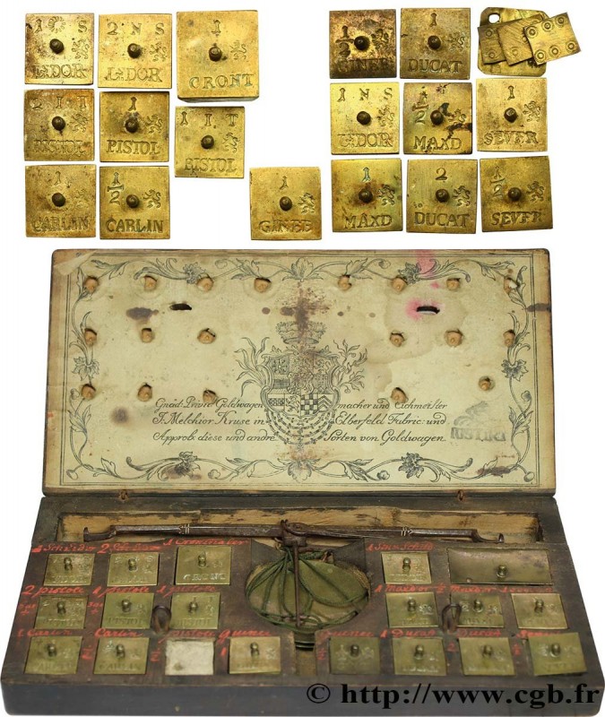 MONETARY WEIGHT BOXE - GERMANY - XVIII th
Type : Boîte avec trébuchet, 17 poids ...