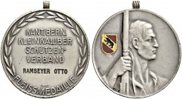 SCHWEIZ - Schützentaler, Schützenmedaillen & Schützenvaria
Bern
Silbermedaille o. J. (um 1960). Kant. Bern. Kleinkaliberschützenverband. Fleissmedai...