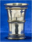 SCHWEIZ - SCHÜTZENPOKALE UND SCHÜTZENMEMORABILIA
Fribourg
Schützenbecher in Silber 1934. Fribourg. Tir fédéral. 124.00 g. Martin 162. Neuwertig / As...