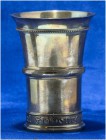 SCHWEIZ - SCHÜTZENPOKALE UND SCHÜTZENMEMORABILIA
Fribourg
Schützenbecher in Silber 1934. Fribourg. Tir fédéral. 119.00 g. Martin 162. Neuwertig / As...