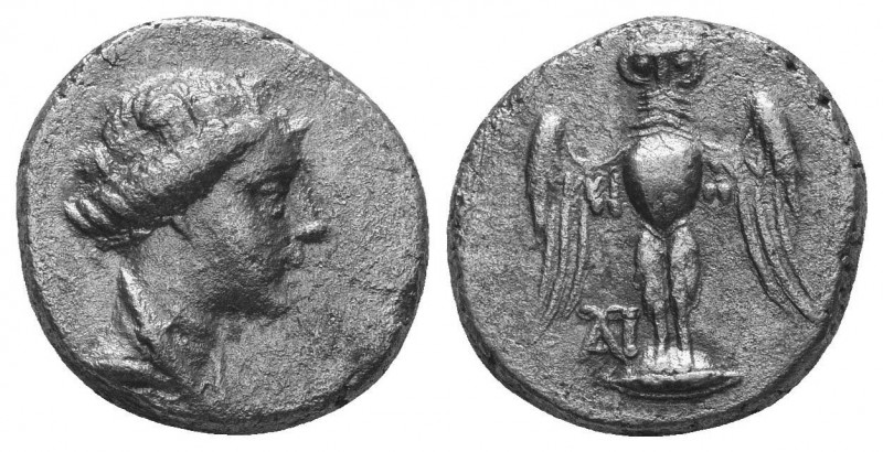 Pontos, Amisos AR Siglos, Circa 4th century BC. Draped bust of Hera left, wearin...