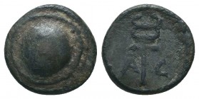 PAMPHYLIA, Aspendos. 1st century BC. AE
Round shield.
Rev: Winged kerykeion.( A. C left and right field)
SNG France 155; Yashin 51 (Askalon).

Conditi...