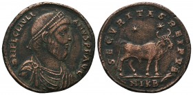Julian II. A.D. 360-363. AE follis

Condition: Very Fine

Weight: 8.20 gr
Diameter: 27 mm