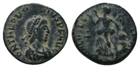 Theodosius II; 402-450 AD, Ae

Condition: Very Fine

Weight: 1.10 gr
Diameter: 12 mm