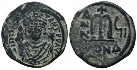 Maurice Tiberius. 582-602. Æ Follis 

Condition: Very Fine

Weight: 13.00 gr
Diameter: 29 mm