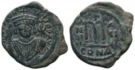 Maurice Tiberius. 582-602. Æ Follis 

Condition: Very Fine

Weight: 12.60 gr
Diameter: 33 mm
