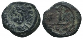 Maurice Tiberius. 582-602. Æ 

Condition: Very Fine

Weight: 3.70 gr
Diameter: 15 mm