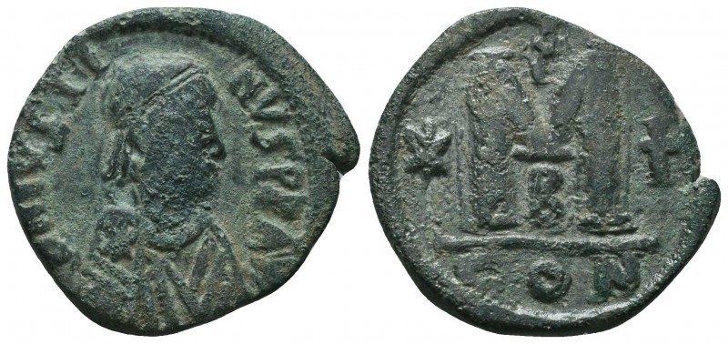 Justinian I AE Follis 527-565 AD

Condition: Very Fine

Weight: 10.00 gr
Di...