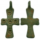 Byzantine Empire, c. 8th-11th century AD. Interesting bronze cross pendant.

Condition: Very Fine

Weight: gr
Diameter: mm