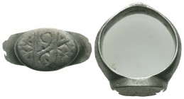 Byzantine Empire, c. 8th-12th century. Silver ring 

Condition: Very Fine

Weight: gr
Diameter: mm