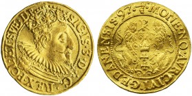 Sigismund III Vasa, Ducat Danzig 1597
Odmiana ze zbroją dekorowaną głową lwa. Wariant z tytulaturą zakończoną SVE D P&nbsp;

Dukat wybity w mennicy...