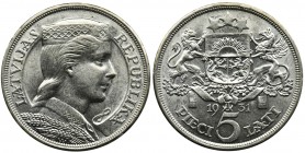 Latvia, 5 lati 1931
Nice luster.&nbsp;Bardzo ładna moneta z zegarowym połyskiem.
Reference: KM 9
Grade: AU