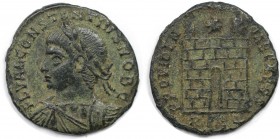 Römische Münzen, MÜNZEN DER RÖMISCHEN KAISERZEIT. Constantius II. Follis 337-361 n. Chr. (2.07 g. 18.5 mm) Vs.: FL VAL CONSTANTIVS NOB C, Büst n. l. R...