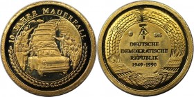 Deutsche Münzen und Medaillen ab 1945, BUNDESREPUBLIK DEUTSCHLAND. 10 Jahre Mauerfal. Medaille 2000, 0.585 Gold. 0.5g. 11.0 mm. Polierte Platte