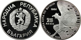 Europäische Münzen und Medaillen, Bulgarien / Bulgaria. Fussball WM 1986 in Mexiko. 25 Leva 1986, Silber. 0.69 OZ. KM 156.1. Polierte Platte