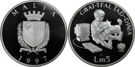 Europäische Münzen und Medaillen, Malta. UNICEF. 5 Liri 1997, Silber. 0.84 OZ. KM 115. Polierte Platte