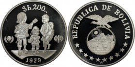 Weltmünzen und Medaillen, Bolivien / Bolivia. Internationales Jahr des Kindes. 200 Pesos 1979, Silber. 0.69 OZ. KM 198. Polierte Platte. Auflage: 1500...