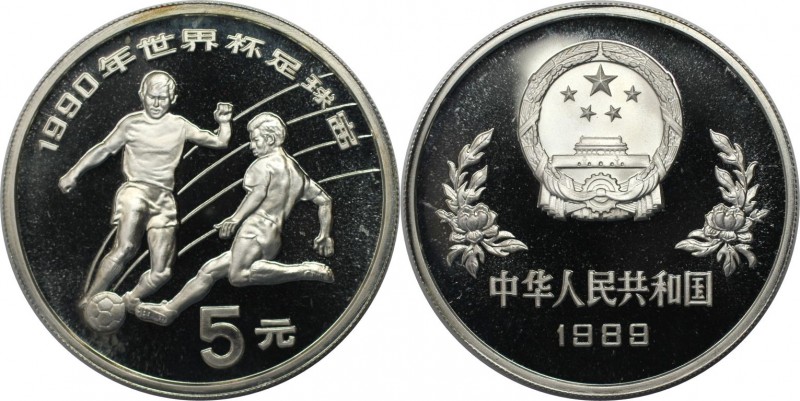 Weltmünzen und Medaillen, China. Fußball-WM 1990 in Italien. 5 Yuan 1989, Silber...