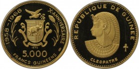 Weltmünzen und Medaillen, Guinea. 10. Jahrestag der Unabhängigkeit - Cleopatra. 5000 Francs 1970, Gold. 0.58 OZ. KM 35. PCGS PR66 DCAM