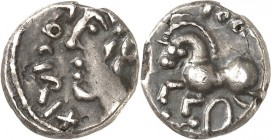 GALLIEN. 
SEQUANI (um Vesontio / Besancon). 
Togirix (60/50 v.Chr.). "Quinar" 1,49g. "Roma"-Kopf n.l. TOGIRIX / TOG[IRIX] Pferd läuft n.l.; unten Sc...