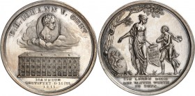 ARCHITEKTUR. 
MUSEEN. 
GRAZ. Medaille 1811 (v. Detler) a.d. Stiftung d. Johanneums. Ansicht d. Gebäudes, darüber Büste Ehzg. Johanns v. Österreich i...