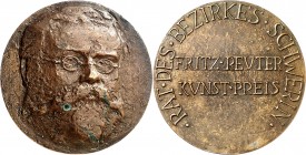 PERSONEN. 
DICHTER und SCHRIFTSTELLER. 
REUTER, Fritz *1810 Stavenhagen +1874 Eisenach. Medaille o.J. (um 1960) (Sign. TH, Stefan Thomas) Fritz-Reut...