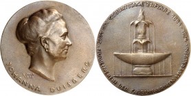PERSONEN. 
HISTORIKER, KUNSTFÖRDERER und GESCHICHTSSCHREIBER. 
DUISBERG, Johanna, geb. SEEBOHM *1864. Medaille 1924 (1923) (v.&nbsp;C.Stock) a. i. 6...