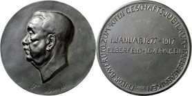 PERSONEN. 
INDUSTRIELLE und UNTERNEHMER. 
BAYER, Friedrich jun. *1851 +1920. Medaillon 1917 (o.&nbsp;Sign., v.&nbsp;F.Klimsch, b.&nbsp;Lauchhammer) ...