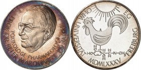 PERSONEN. 
MEDIZINER. 
MARQUARDT, Peter *1910 Berlin. Medaille 1985 (B.H. Mayer, Pforzheim) a.s. 75. Geb. gewidmet v.d. Univ. Freiburg. Kopf n.l. / ...