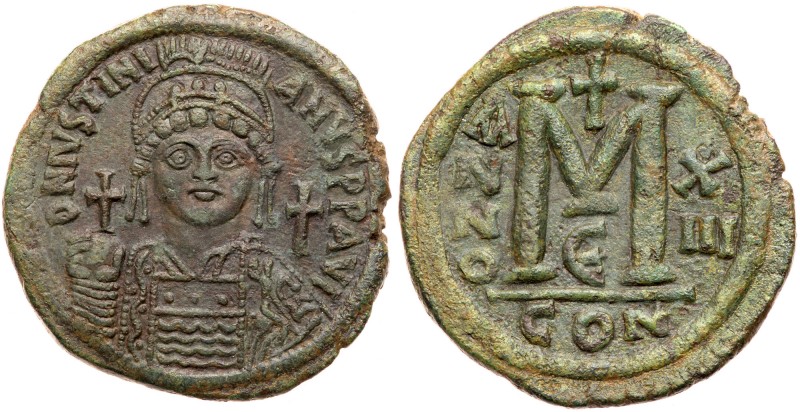 Justinian I. &AElig; Follis (22.42 g), 527-565. Constantinople, RY 13 (539/40). ...