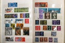 Inghilterra Varie- Album contenente una raccolta di francobolli - Come da foto.
n.a.