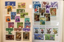 Russia Varie- Album contenente una raccolta di francobolli - Come da foto.
n.a.