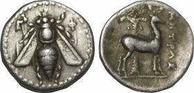IONIA. Ephesos. Drachm (Circa 202-133 BC). Mitras, magistrate.
Obv: Bee with straight wings; E-Φ flanking.
Rev: MHTPAΣ.
Stag standing right before pal...