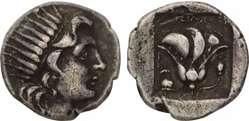 CARIA. Rhodes. Drachm (Circa 166-88 BC). Agesidamos, magistrate.
Obv: Radiate head of Helios right.
Rev: P - O / AΓHΣIΔAMOΣ.
Rose with bud to right; t...