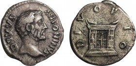 DIVUS ANTONINUS PIUS (Died 161). Denarius. Rome. Struck under Marcus Aurelius.
Obv: DIVVS ANTONINVS.
Head right.
Rev: DIVO PIO.
Altar.
RIC 441.
Condit...