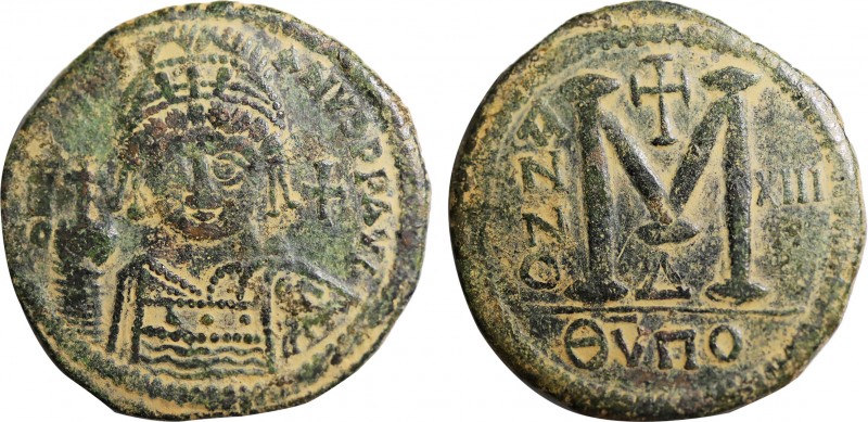 JUSTINIAN I (527-565). Follis. Theopoulis (Antioch). Dated RY 13 (539/40).
Obv: ...