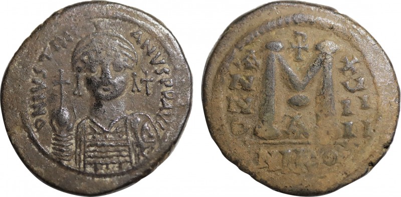 JUSTINIAN I (527-565). Follis. Nicomedia.
Obv: D N IVSTINIANVS P P AVG.
Helmeted...