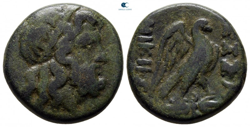 Macedon. Thessalonica circa 187-31 BC. 
Bronze Æ

20 mm., 8,14 g.



near...