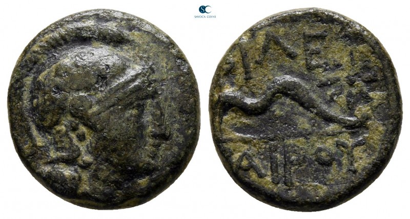 Mysia. Pergamon. Philetairos 282-263 BC. 
Bronze Æ

12 mm., 1,92 g.



ve...