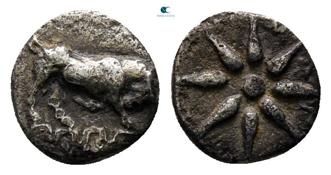 Ionia. Magnesia ad Maeander circa 400-350 BC. 
Hemiobol AR

7 mm., 0,25 g.
...