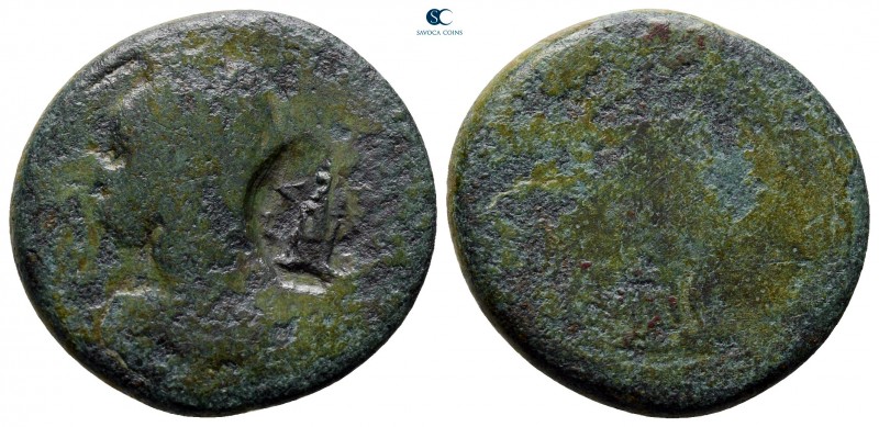 Uncertain. circa 200-100 BC. 
Bronze Æ

22 mm., 6,68 g.



fine