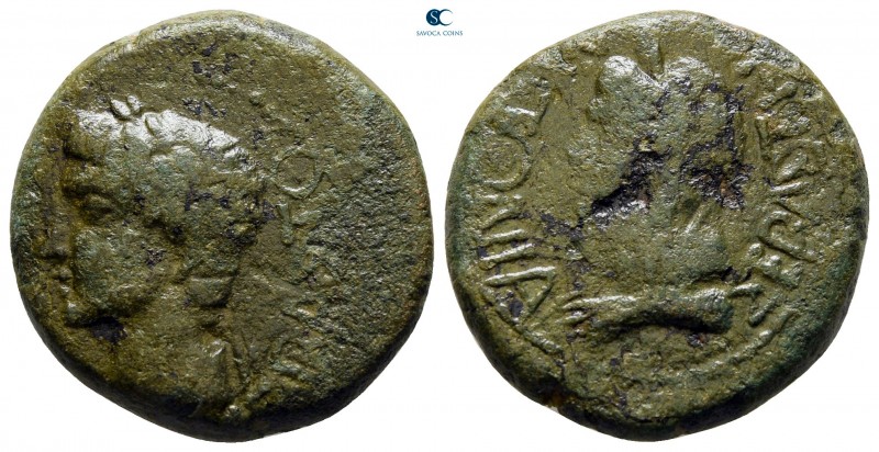 Macedon. Thessalonica. Caligula with Antonia AD 37-41. 
Bronze Æ

21 mm., 8,9...