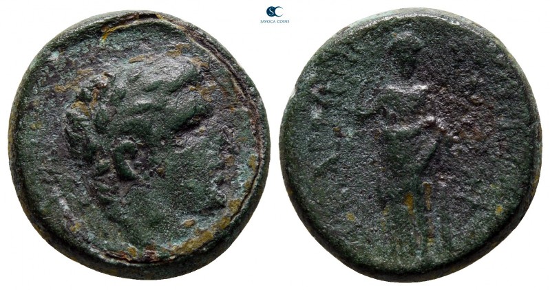 Ionia. Smyrna. Augustus 27 BC-AD 14. 
Bronze Æ

17 mm., 3,66 g.



nearly...