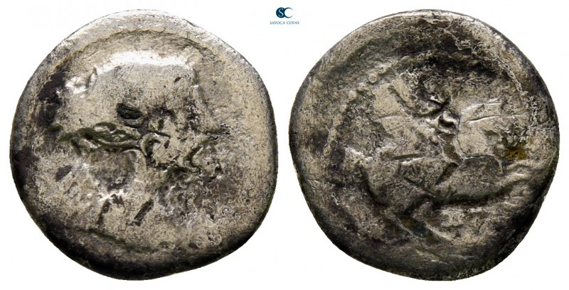 Q. Titius 90 BC. Rome
Quinarius AR

14 mm., 1,51 g.

fine