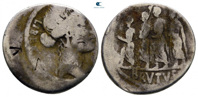Q. Servilius Caepio (M. Junius) Brutus 54 BC. Rome
Denarius AR

20 mm., 3,45 ...