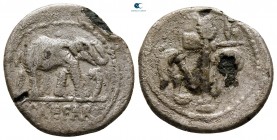 Julius Caesar 49-48 BC. Military mint moving with M.Antony. Fourreè Denarius