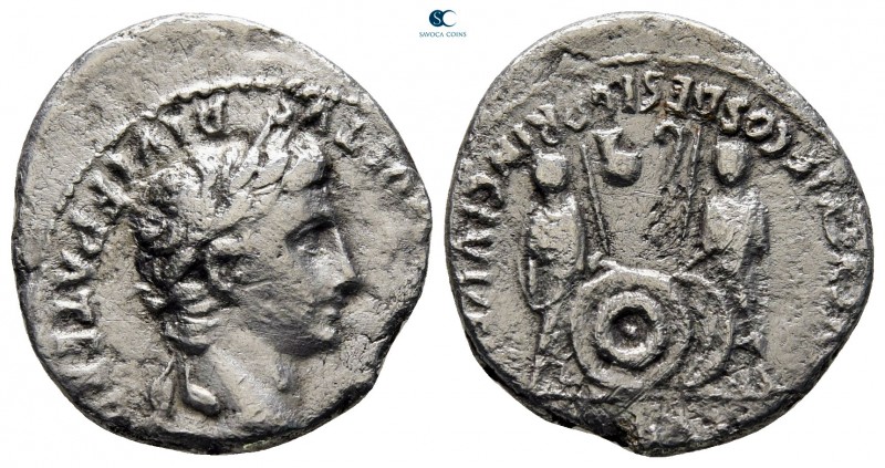 Augustus 27 BC-AD 14. Lugdunum
Denarius AR

19 mm., 3,23 g.

very fine