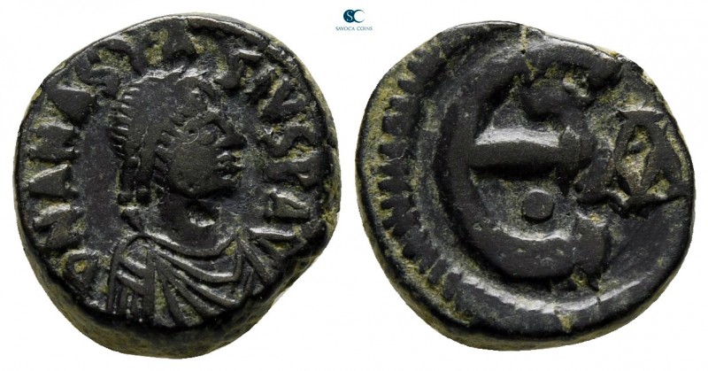 Anastasius I AD 491-518. Constantinople
Pentanummium Æ

13 mm., 2,30 g.

ve...